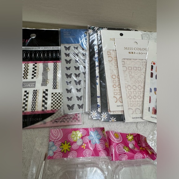 New NAIL Art Decals, Gems, Glitter, tools, storage boxes - Picture 4 of 8